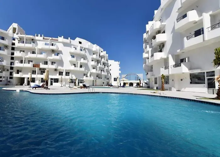 Apartment Dolcezza Near The Sea Redsealine